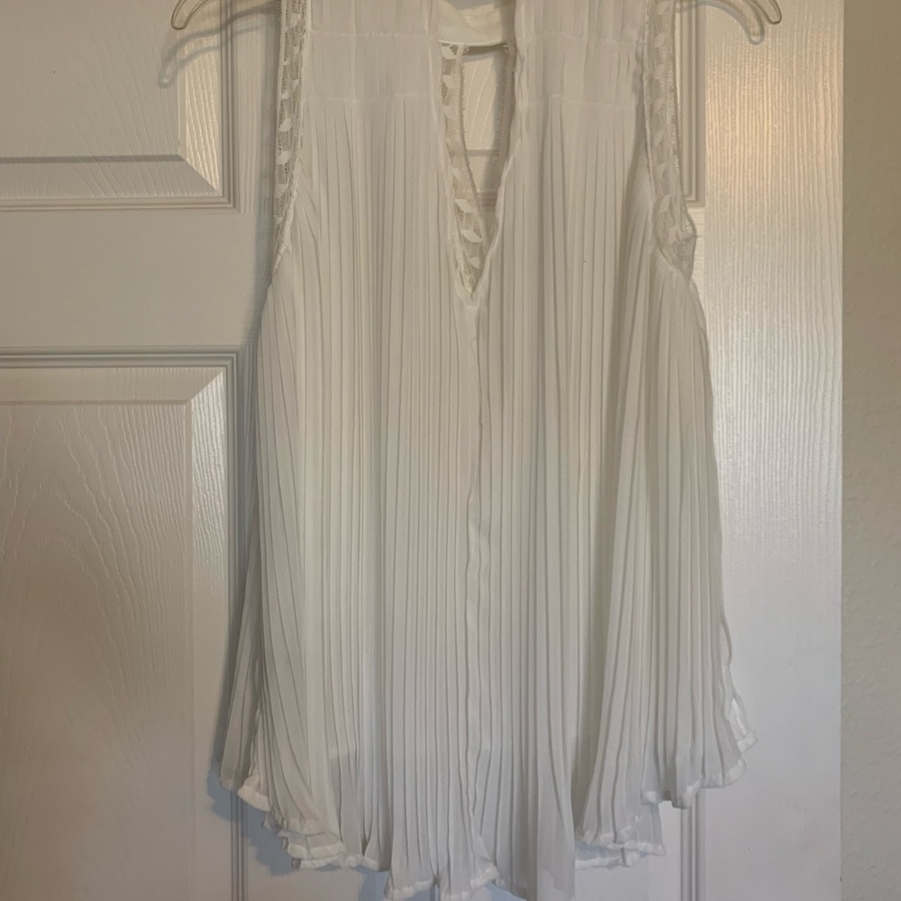 White Blouse - Picture 2 of 2